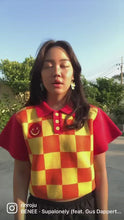 Load and play video in Gallery viewer, Wendy knitted Shirt
