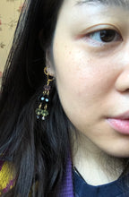 Load image into Gallery viewer, Soot Sprites Friends
