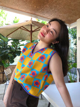 Load image into Gallery viewer, Vintage Flower Vest (pre-order only)
